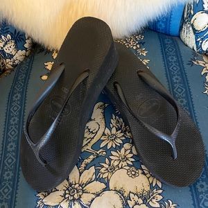 Havaianas High Fashion Flip Flops Sz 8 (38 EUR)